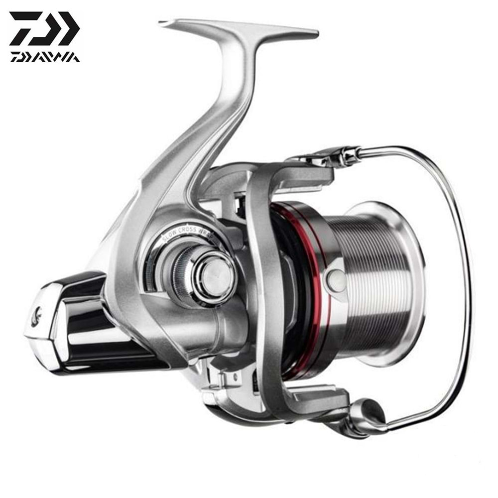 Daiwa Emblem 18 35 CW 4000 QD Surf Makara