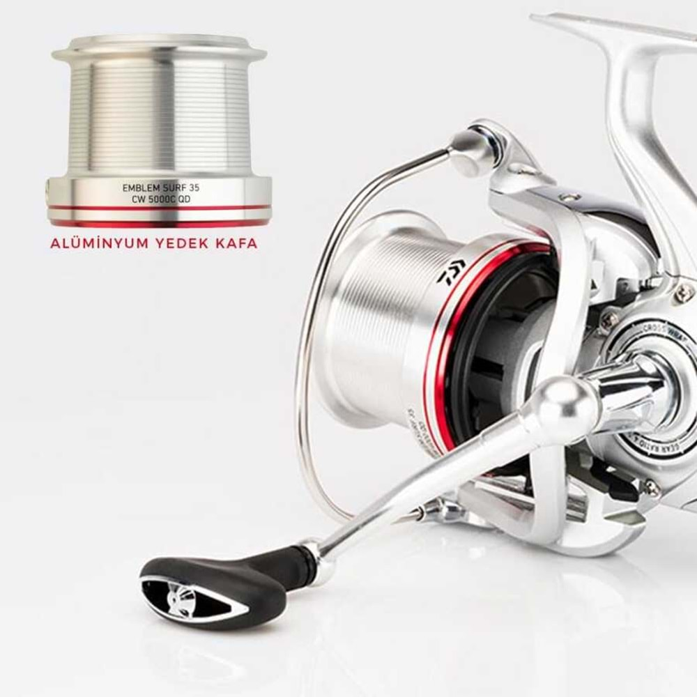 Daiwa Emblem 18 35 CW 4000 QD Surf Makara